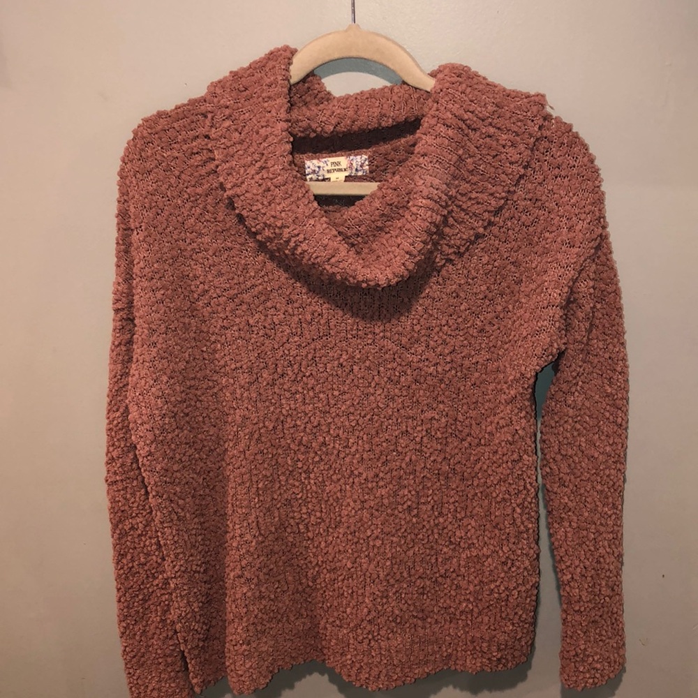 cowl neck sweater❤️